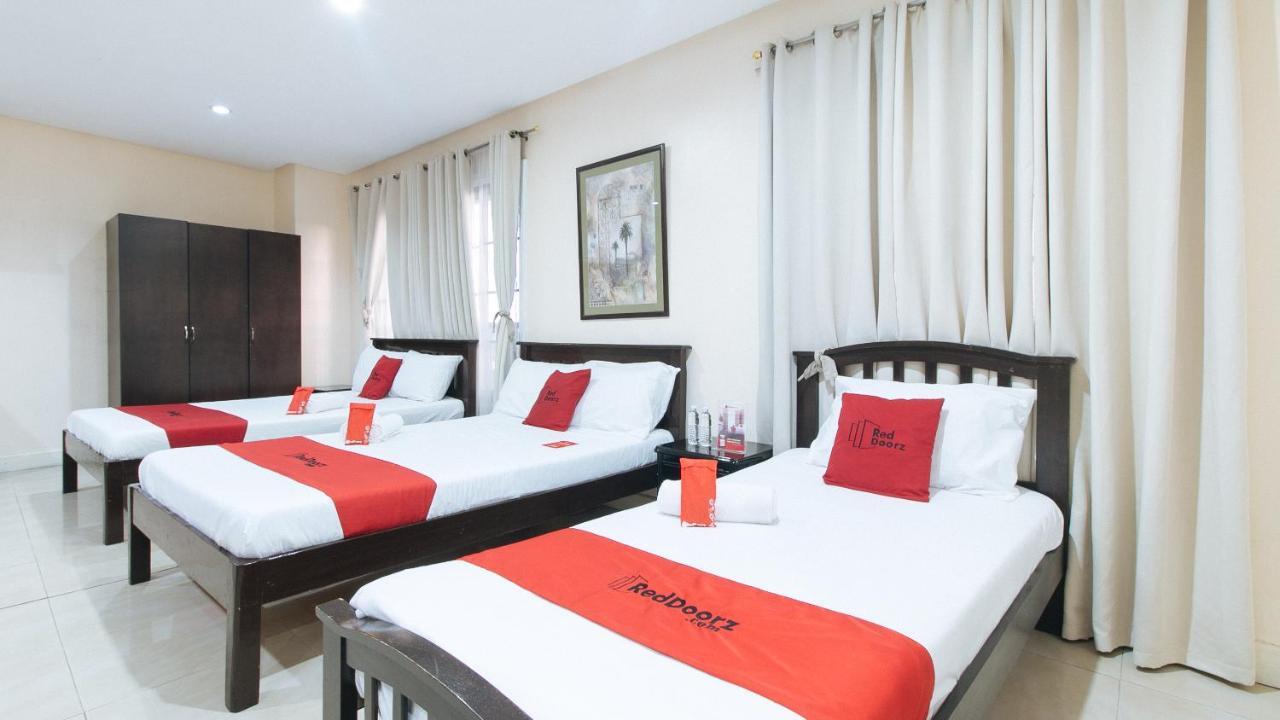 Reddoorz Plus @ Better Living Paranaque Paranaque City Exterior foto
