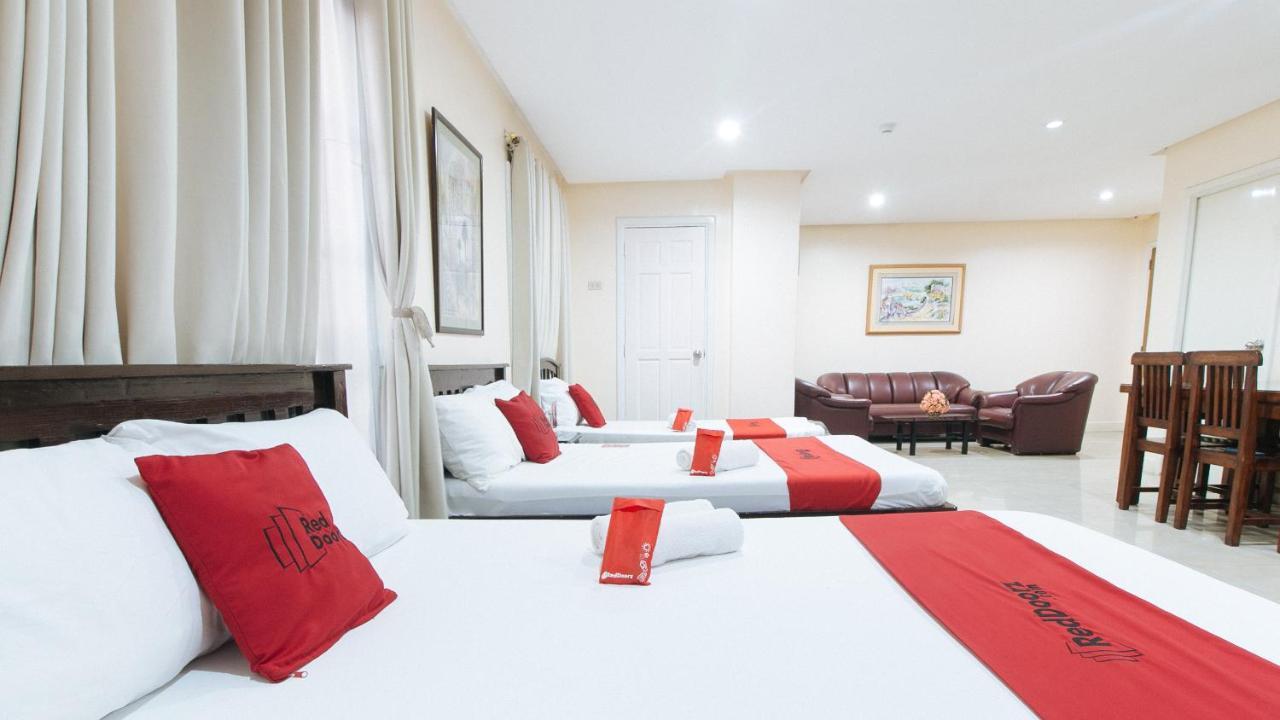 Reddoorz Plus @ Better Living Paranaque Paranaque City Exterior foto