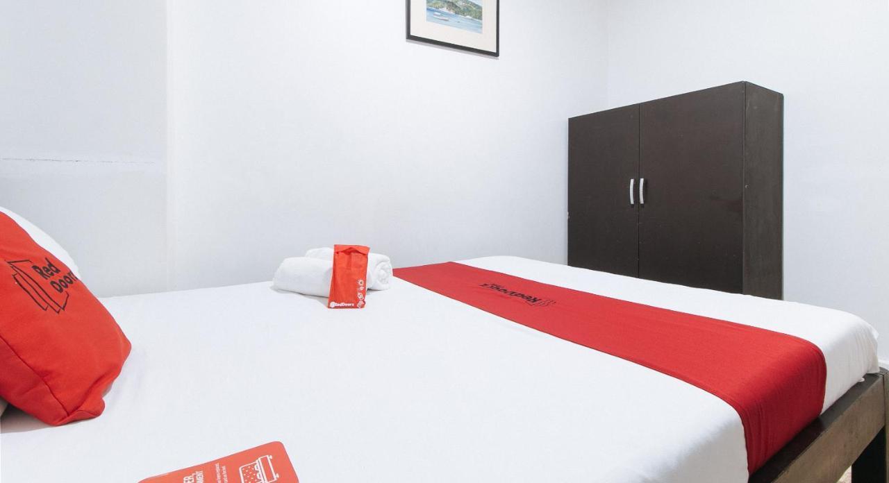 Reddoorz Plus @ Better Living Paranaque Paranaque City Exterior foto